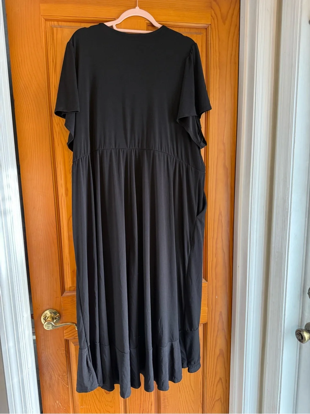 torrid Black Ruffle Wrap-Front Midi Dress - Picture 4 of 4